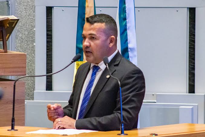 Projeto de Lei do Deputado Rogério Morro da Cruz reconhece vigilantes e agentes de segurança privada como profissionais de risco no DF
