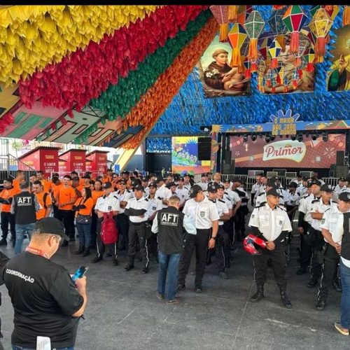 Fiscalização identifica vigilantes trabalhando de maneira informal no São João de Campina Grande